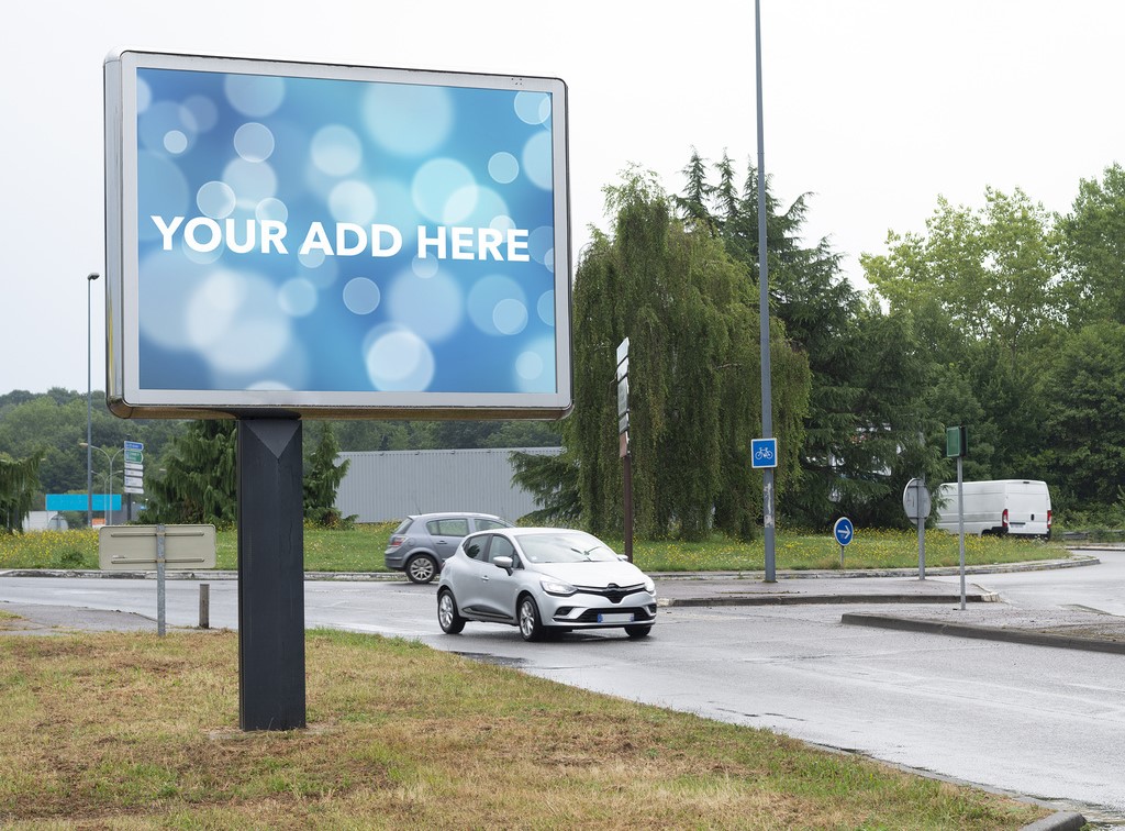 roadside-billboard-mockup-psd
